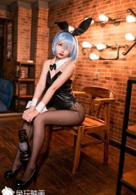 欧美性逼_720免费电视剧