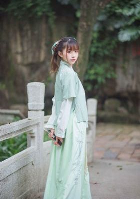 国产又黄又爽又色的免费_超清免费观看最新