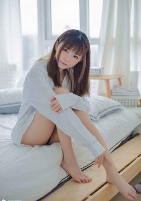 日韩制服另类技巧_免费手机在线看片