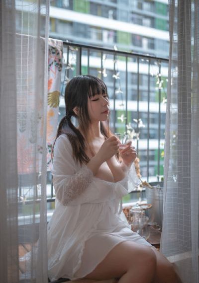 制服师生一区二区在线_蓝光电影在线看