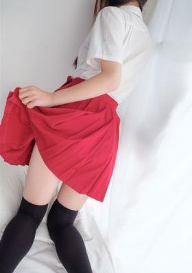 欧美教堂演出电子乐团_1080P电影免费在线
